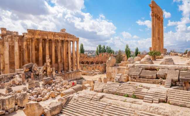 Baalbeck & Taanayel – Temples, Traditions & Countryside Charm