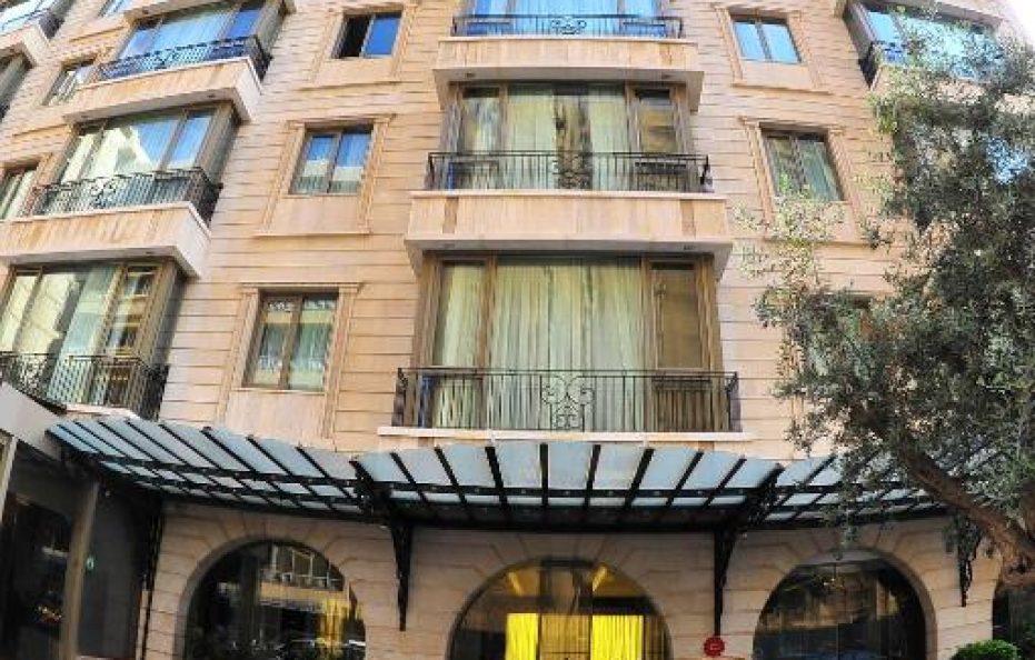 Lancaster Raouche Hotel