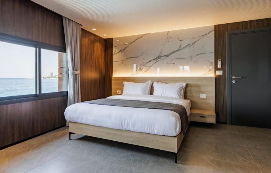 Deluxe Senior Suite with Sea View