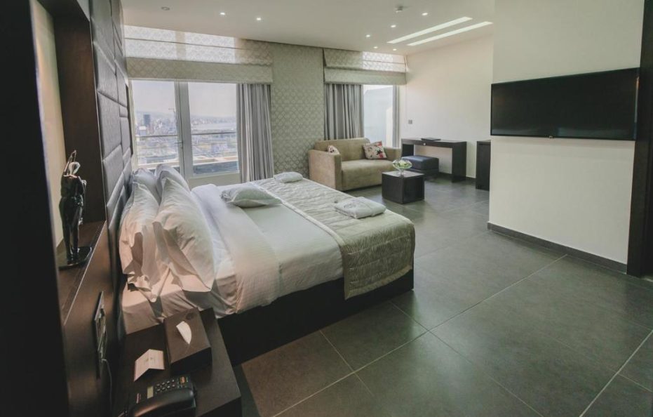 Louis V Hotel