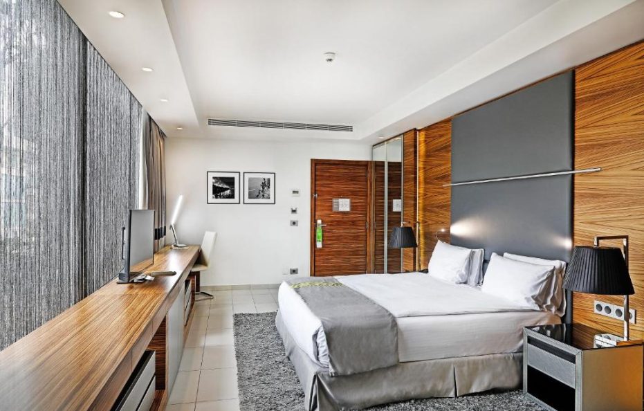 Warwick Stone 55 Hotel Beirut